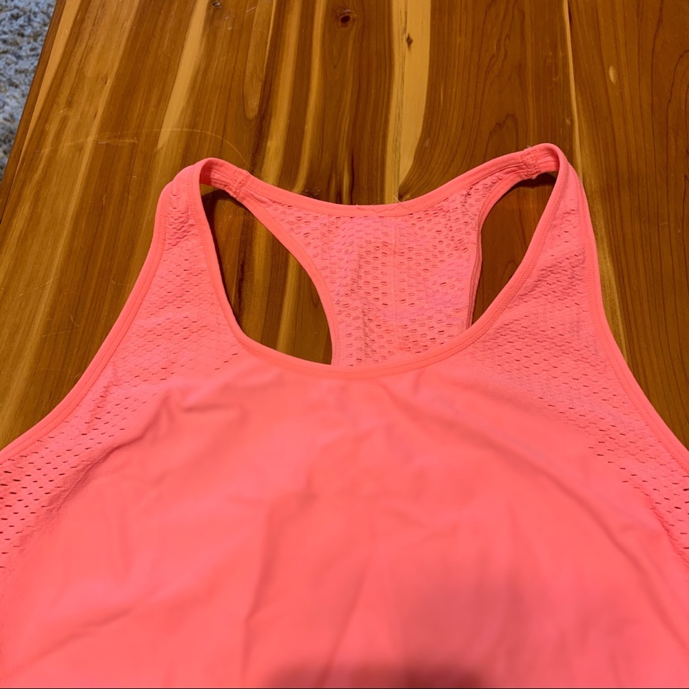 Fabletics tank - Picture 4 of 4